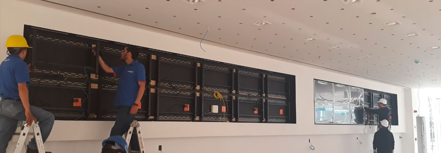 Instalacion de soporte para videowall en tiendas deportivas Instalacion de soporte para videowall en tiendas deportivas